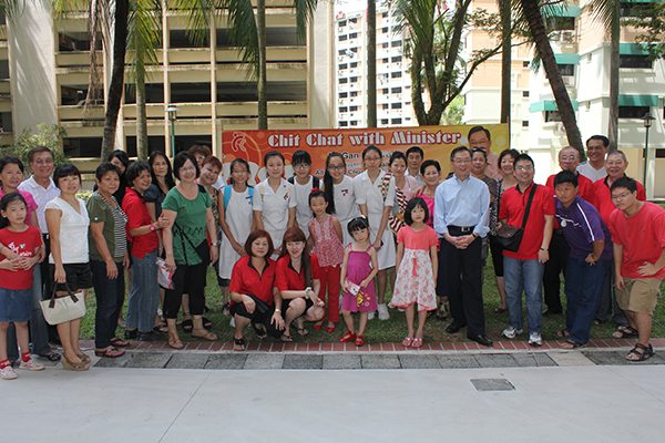Group Picture with Minister Gan